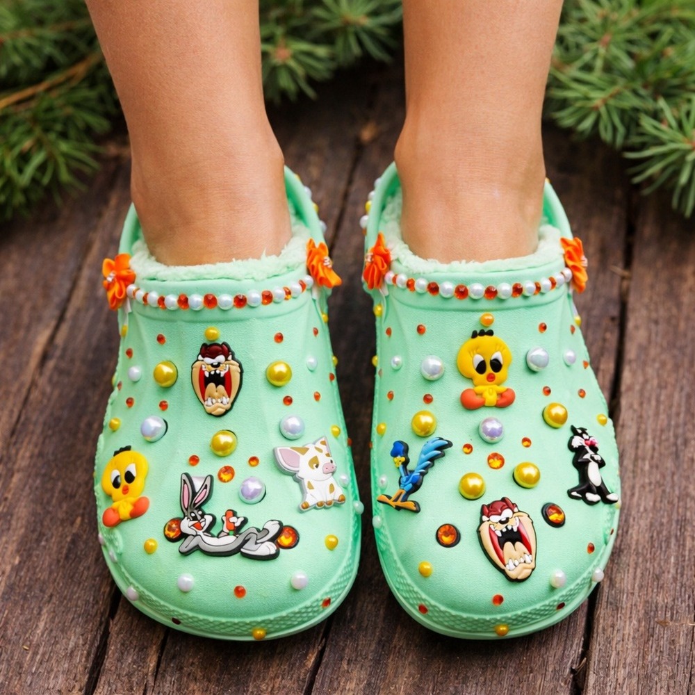 Shoes Sandals Clog Girls Mint Green (Size J3) Bugs Bunny‎ Custom Made